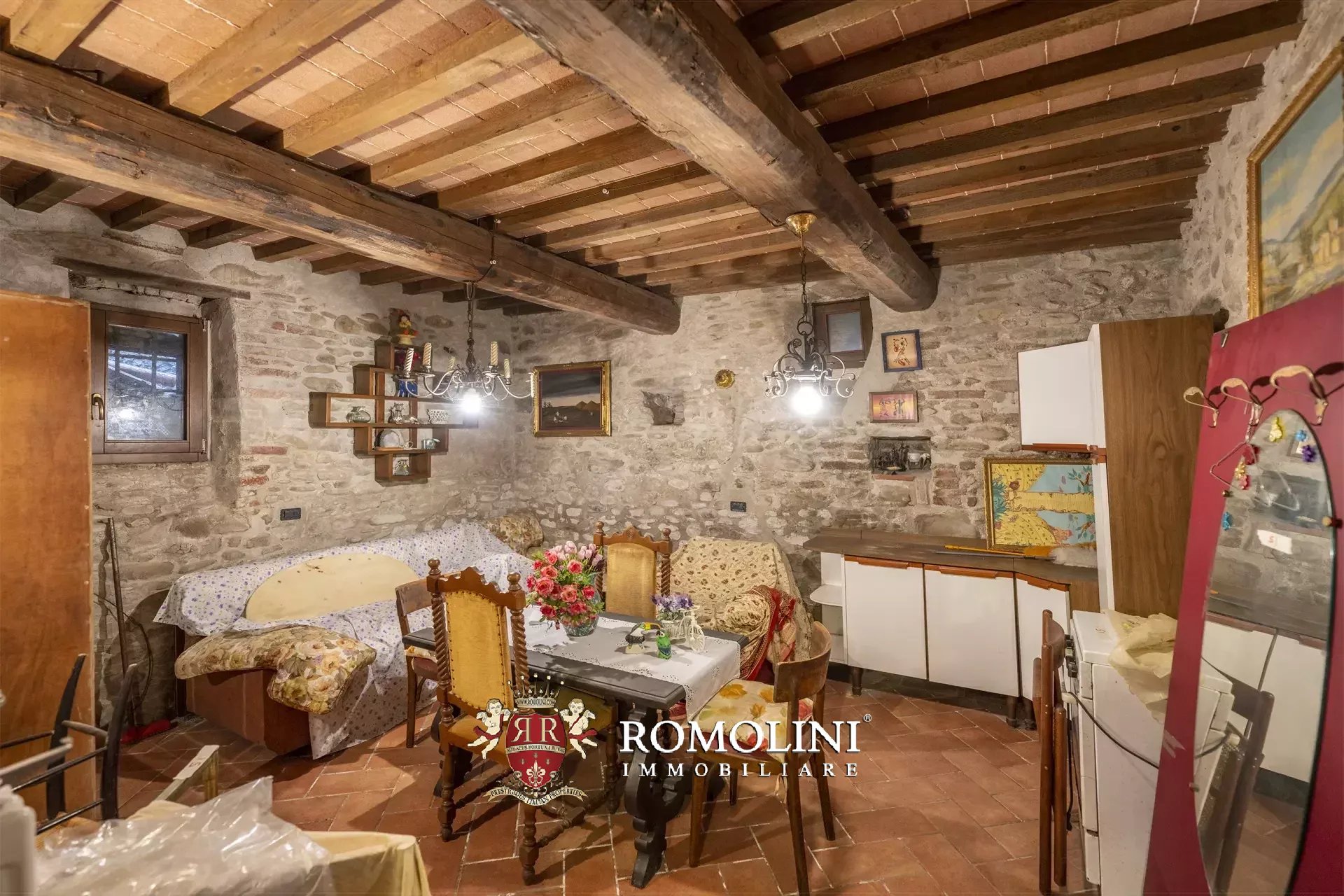 CIELOTERRA RISTRUTTURATO IN VENDITA NEL CENTRO STORICO DI SANSEPOLCRO