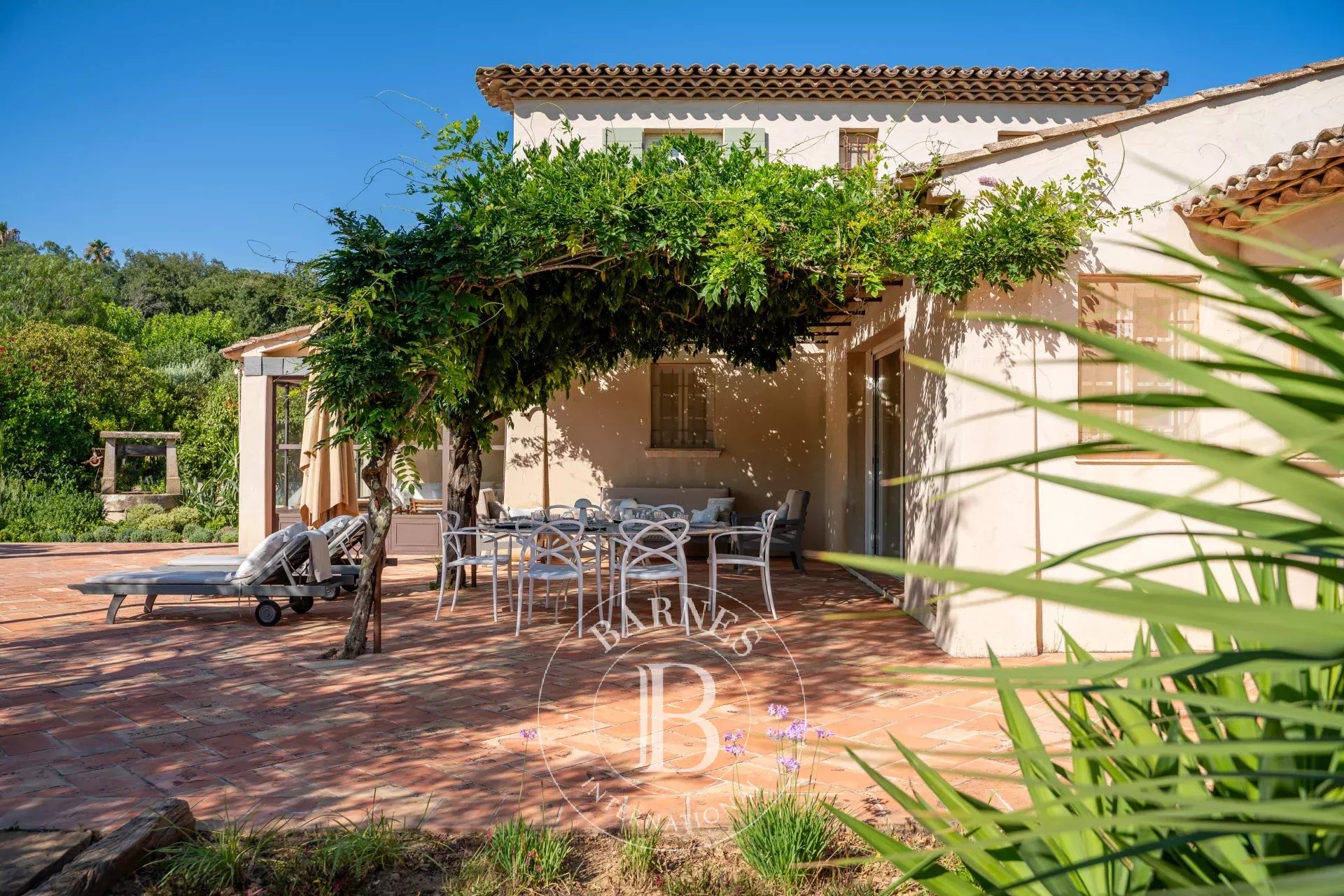 SOLE AGENT - SAINT-TROPEZ - 5 BEDROOMS HOUSE