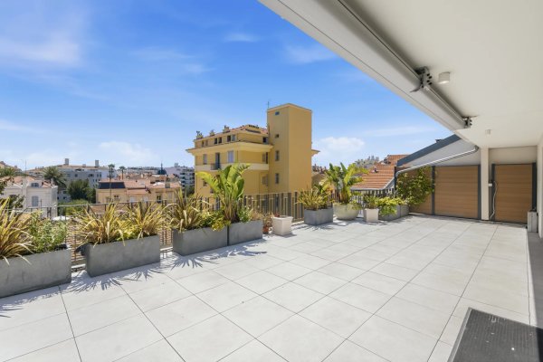 Cannes Californie – Luxury Penthouse with Private Jacuzzi — photo 4