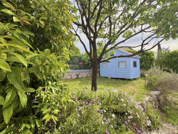 Single-story house in a quiet area – 6 rooms – Flat land of 1,500 m² — photo 7