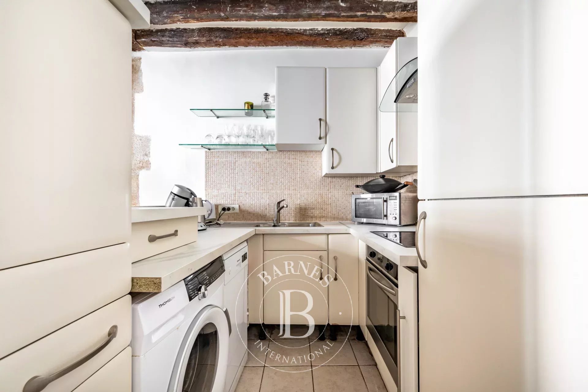 Daire Paris 4ème - picture 5