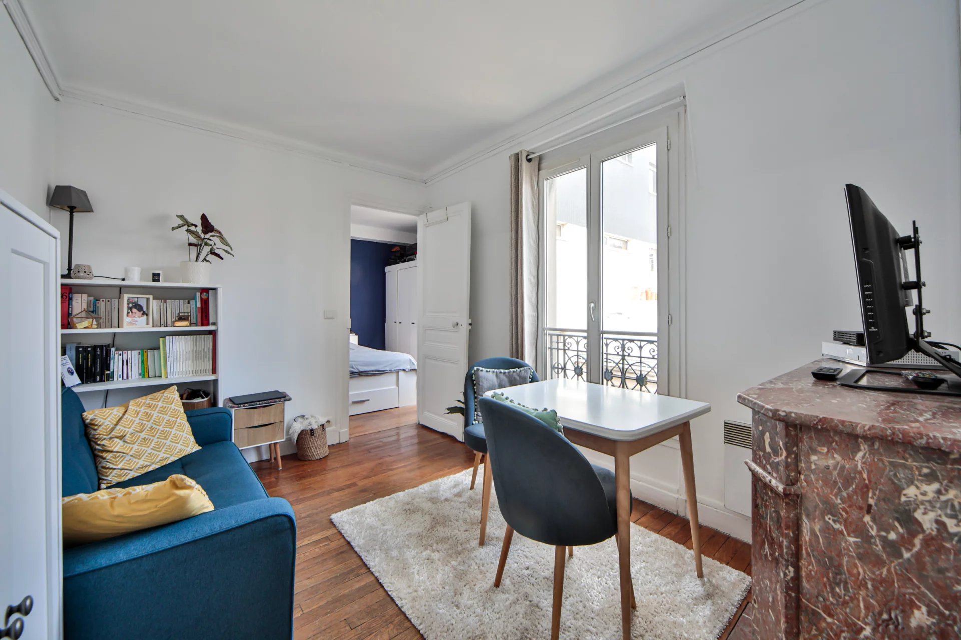 Sale Apartment Paris 11th