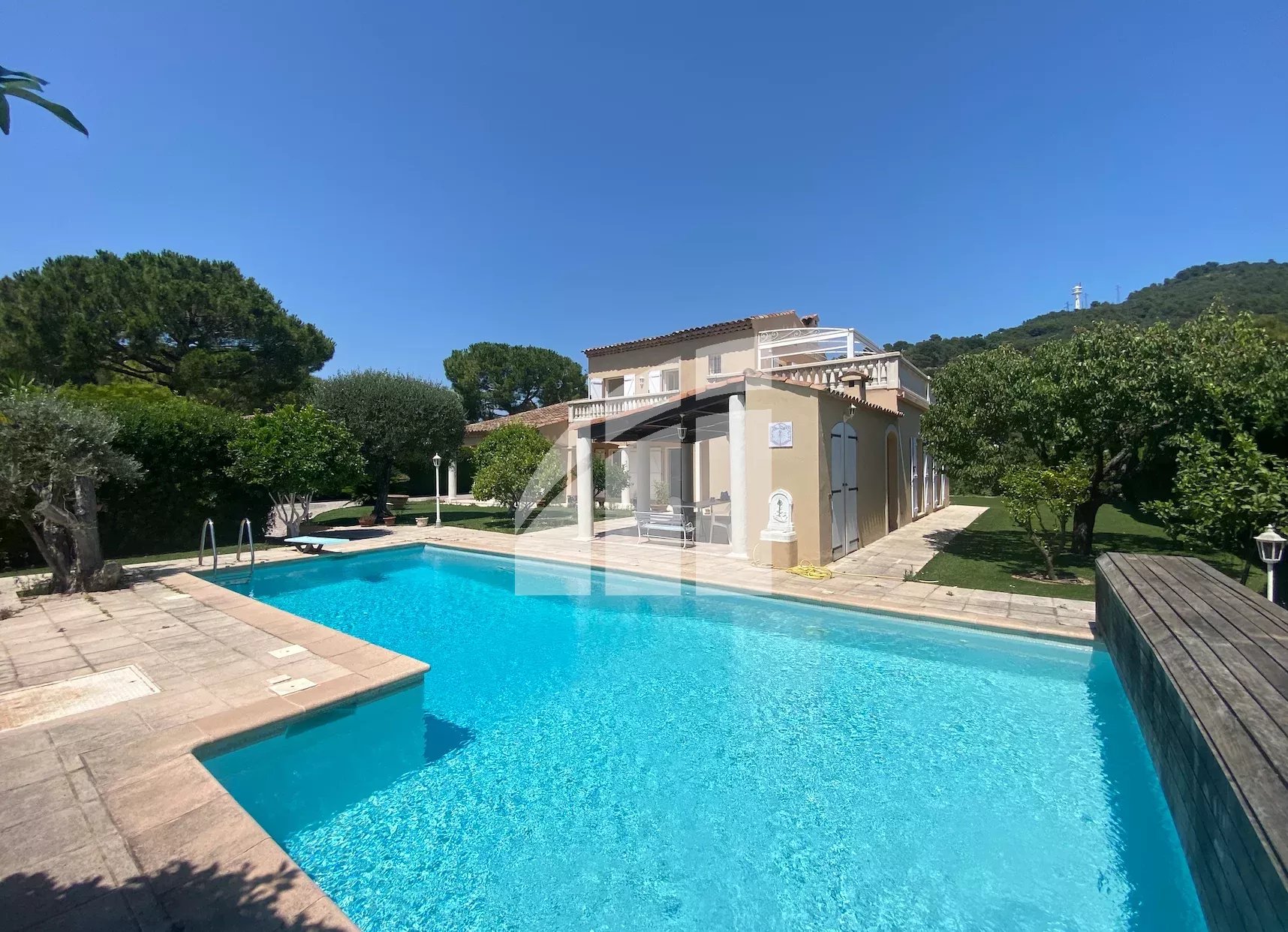 Villefranche sur mer / Domaine Privé - Belle Villa 200 m2 avec Piscine - Villefranche-sur-Mer