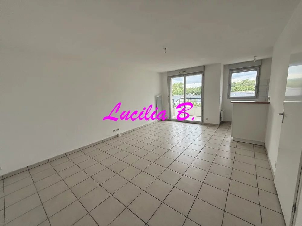 Appartement type 2 à louer avec balcon et parking