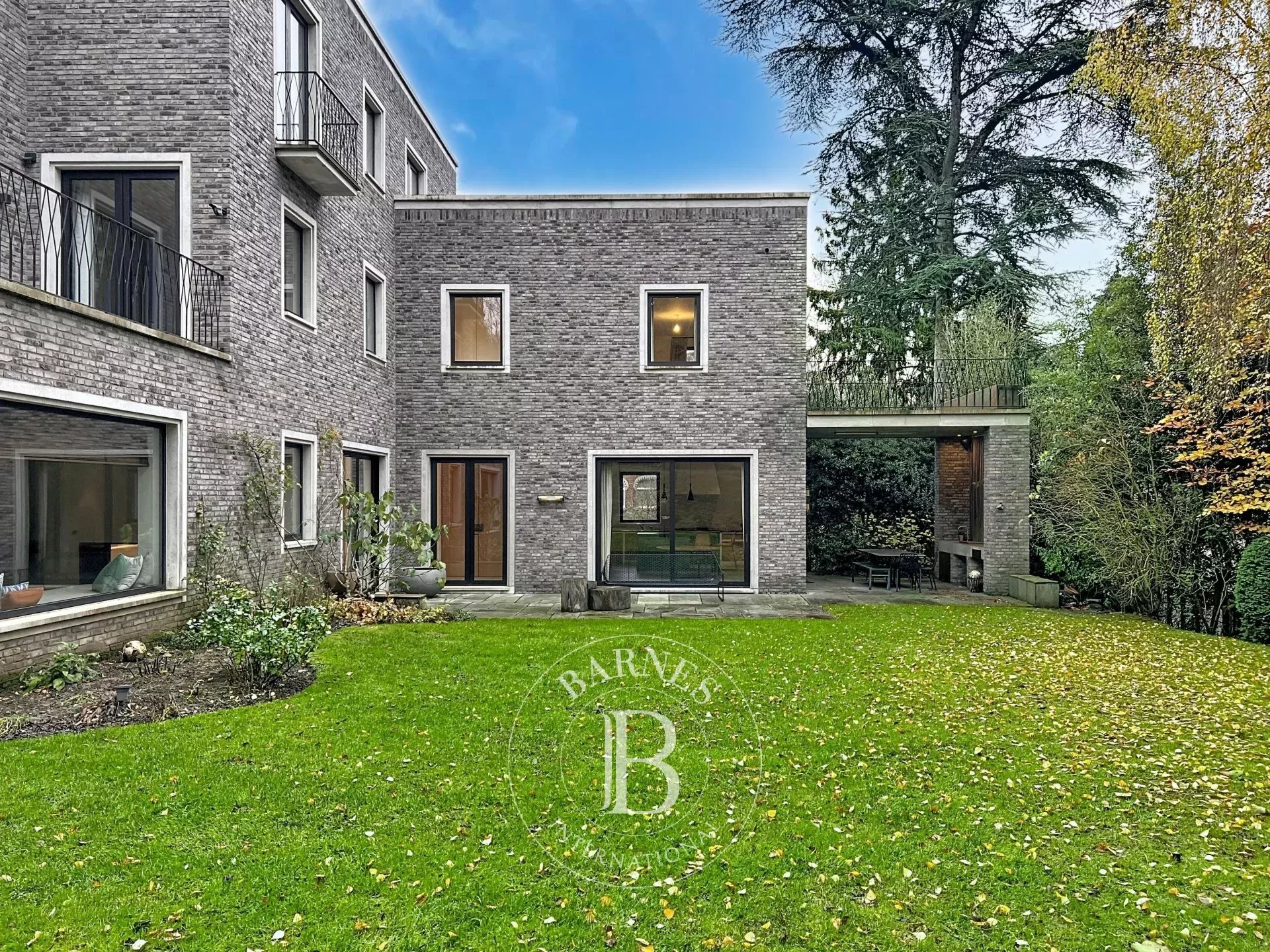 Observatory - Beautiful contemporary house terrace garden garage