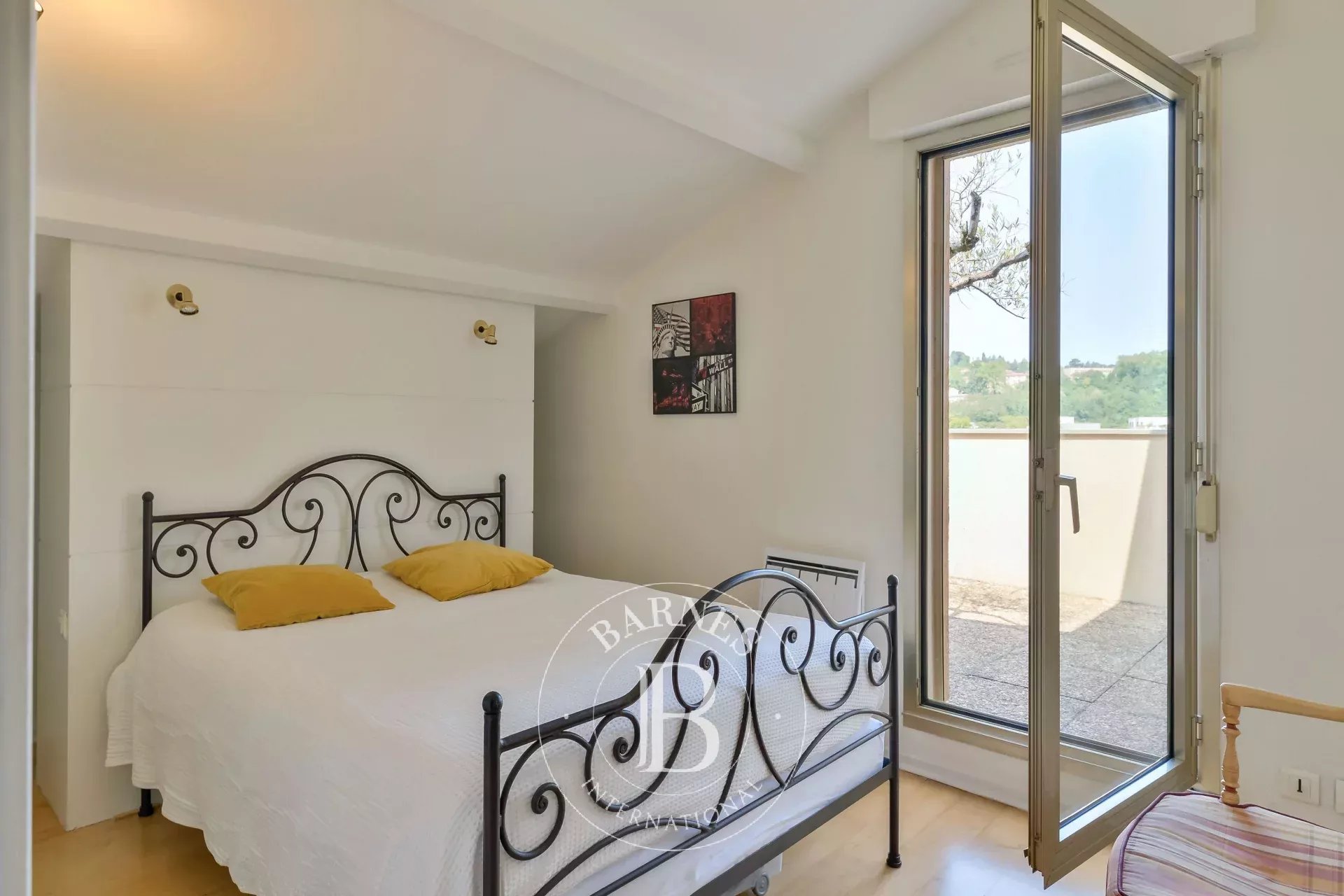 Daire Lyon 4ème - picture 7