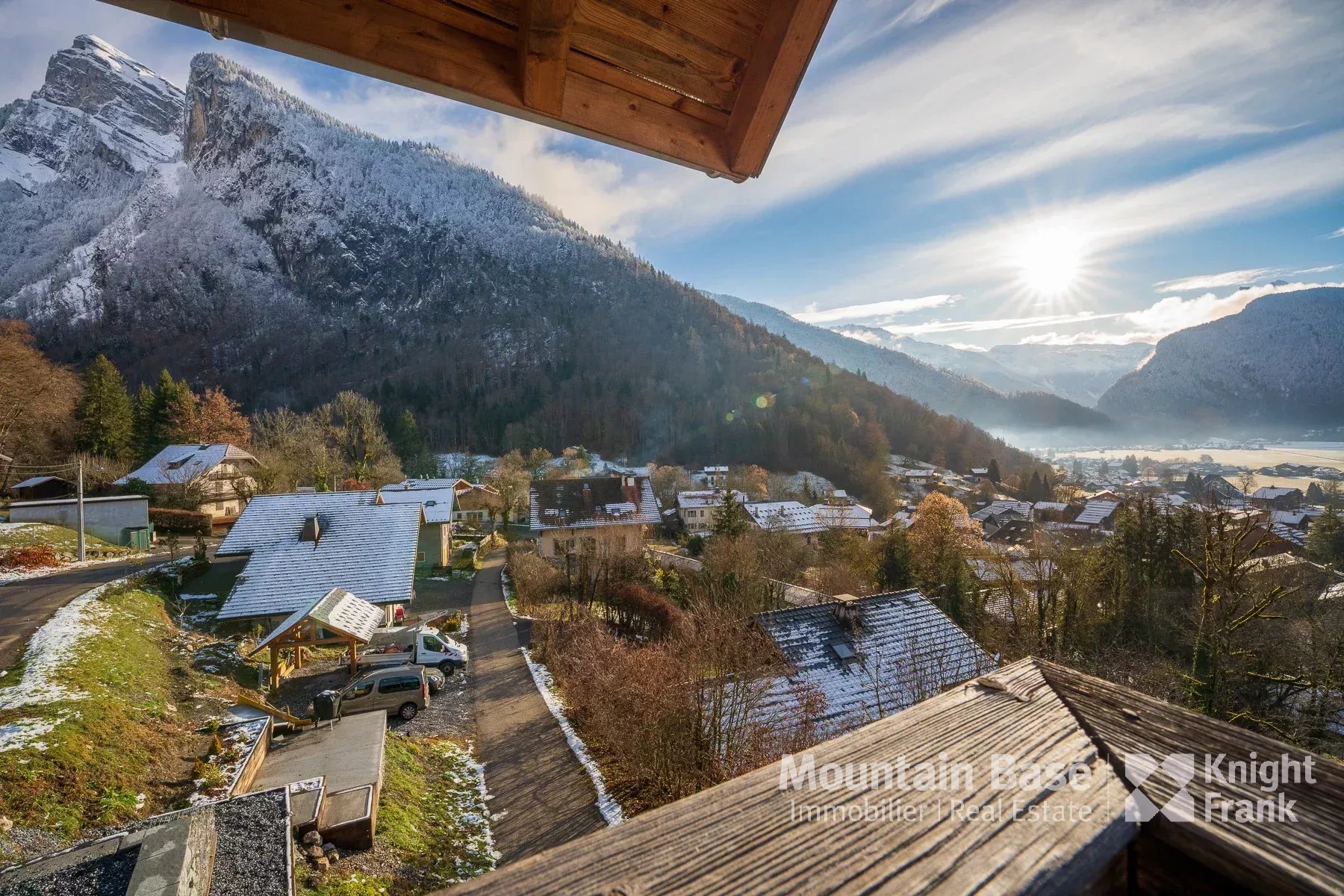 Beautiful 4 bedroom chalet in Samoëns Accommodation in Chamonix