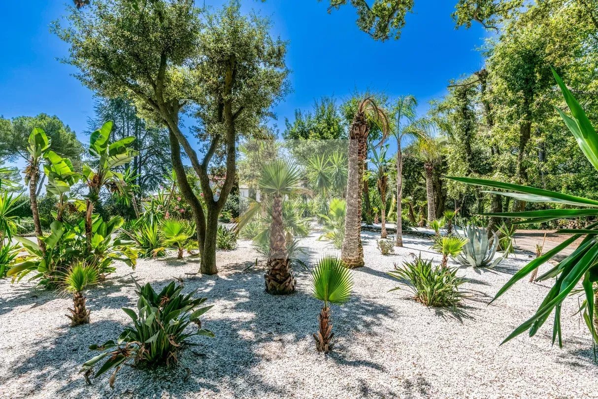 Villa d’exception à louer à l’année — photo 42