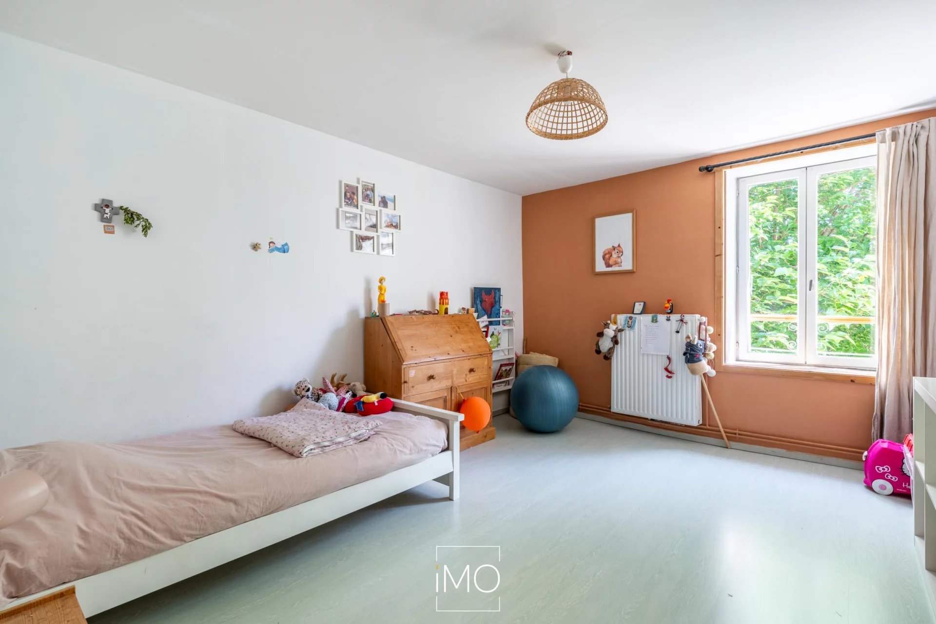 Belle maison familiale de 213 m² entièrement rénovée à Quincieux