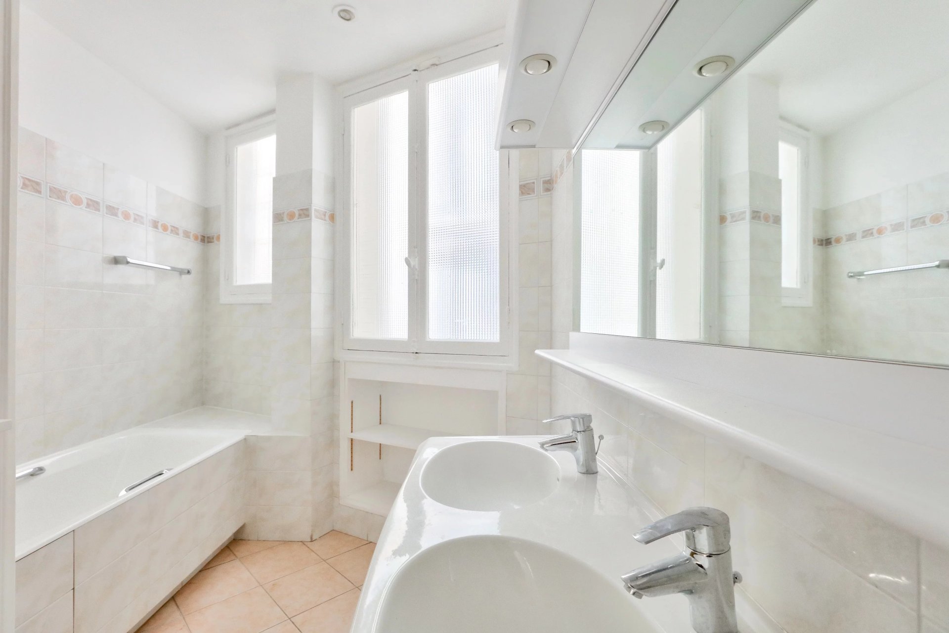 4 Bedroom Apartment/Flat's Image 12