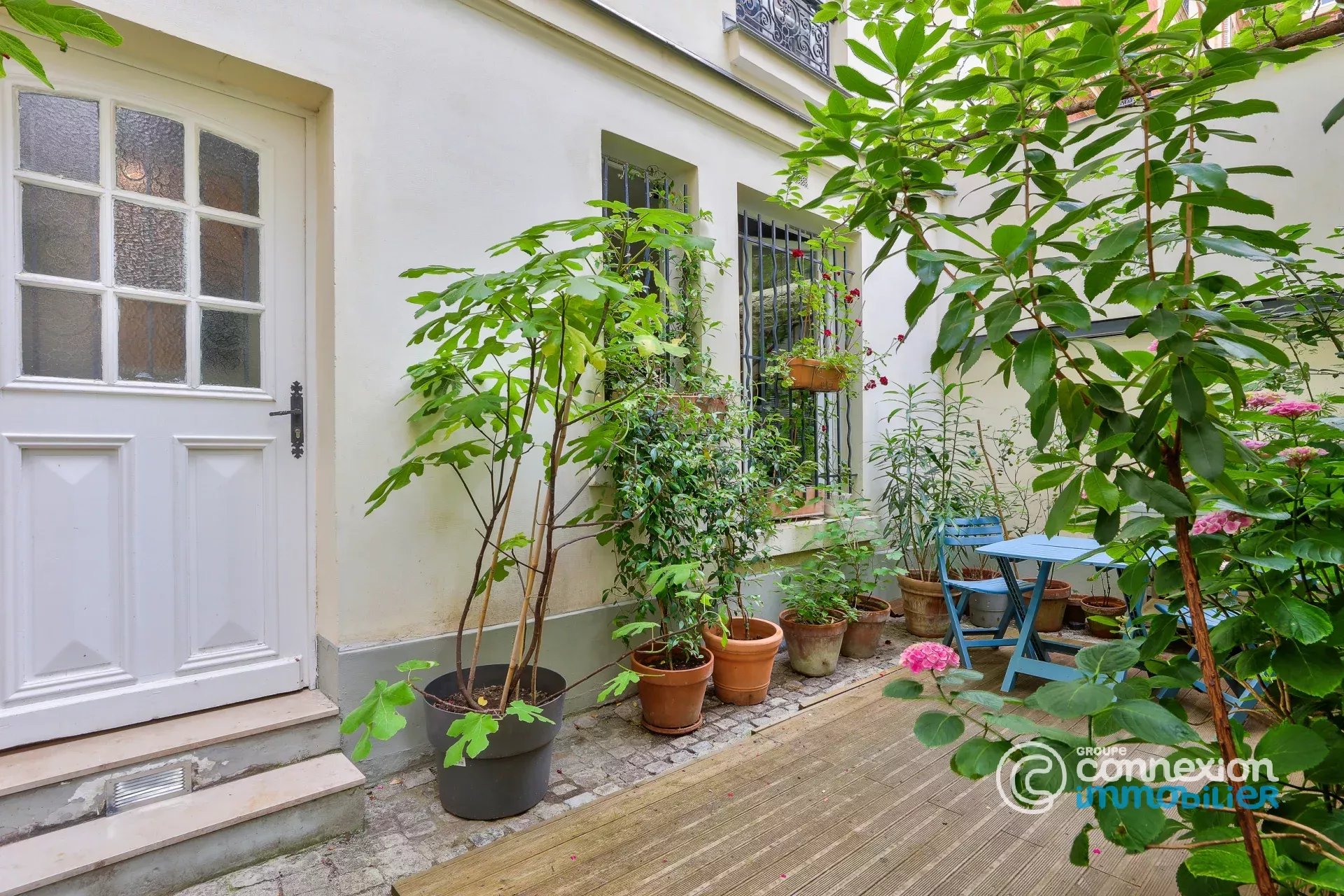 Comme une petite maison, avec terrasse !