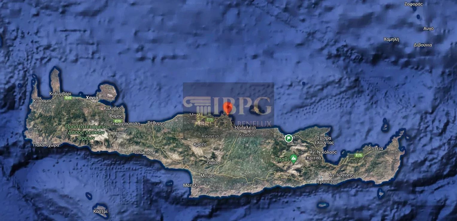 for sale Land in Heraklion Crete 75000m2 ,7000000€