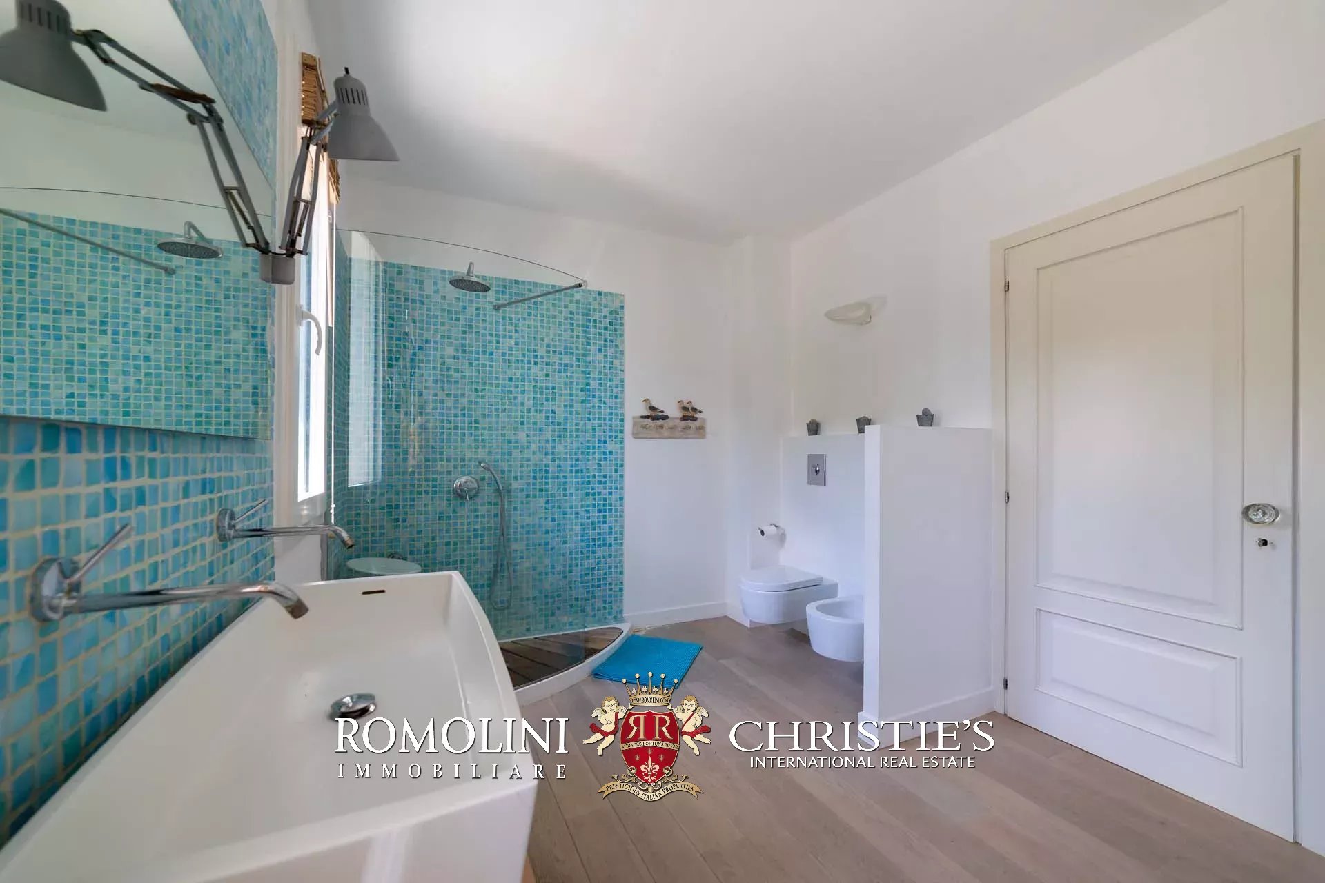 6 Bedroom Villa/Townhouse's Image 58