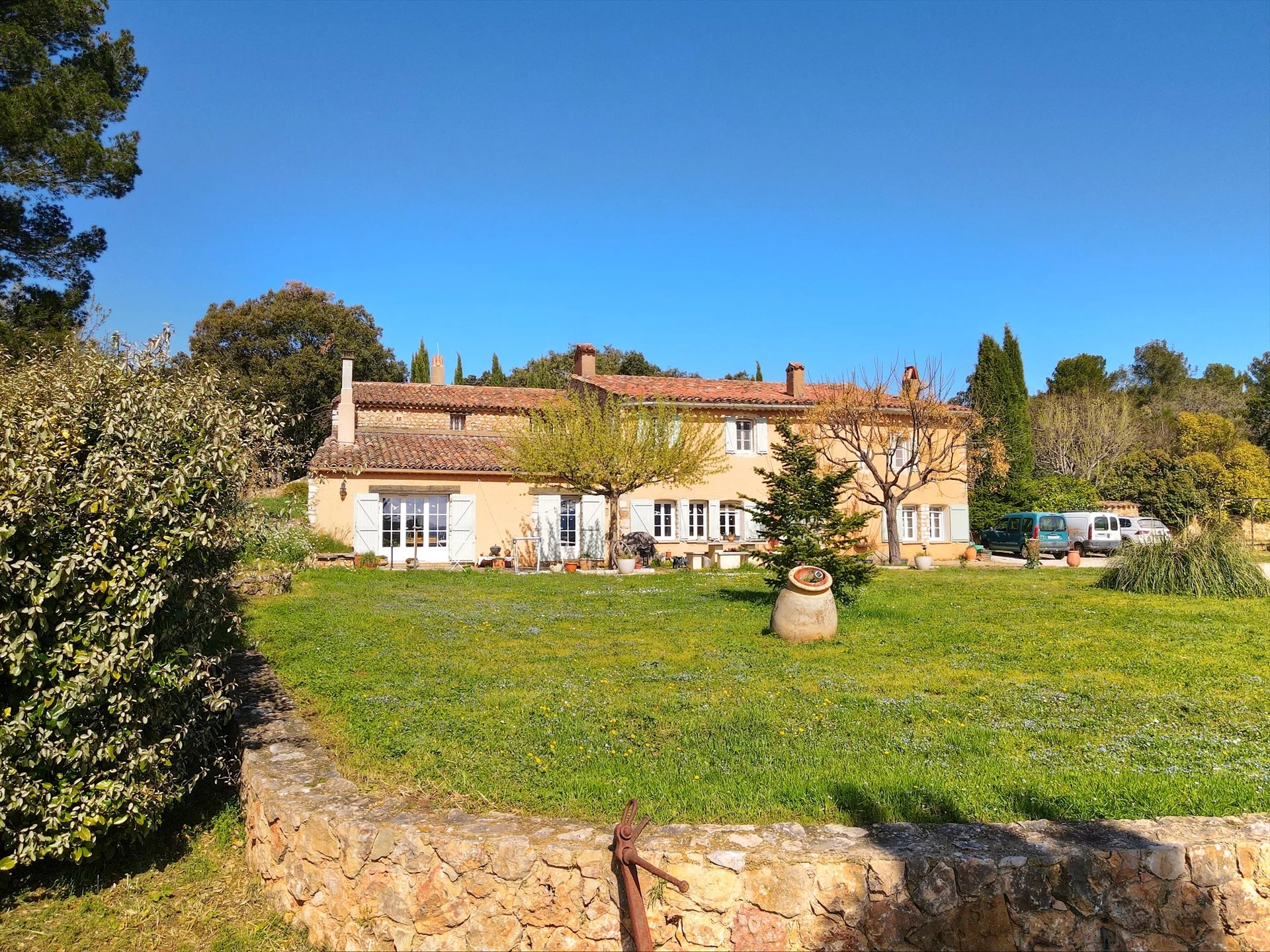 Superb exceptional property in the heart of Provence!