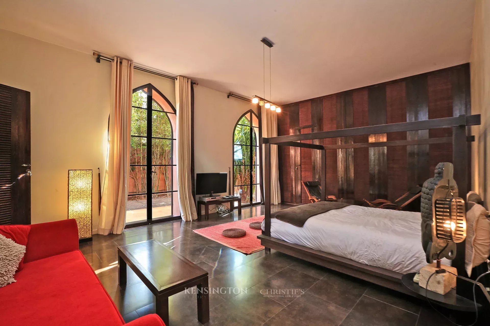 6 Bedroom Villa/Townhouse's Image 17