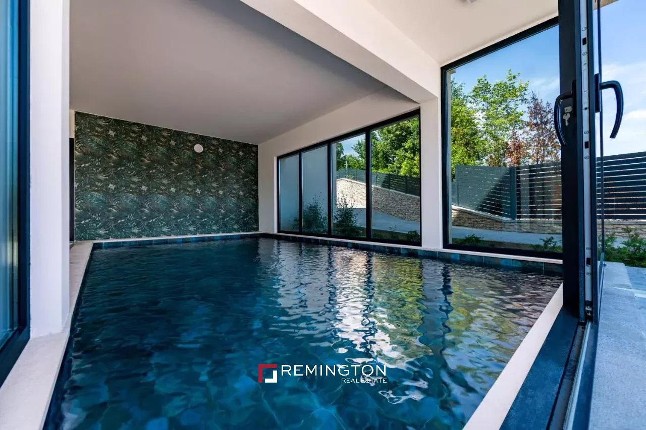 4 Bedroom Villa/Townhouse's Image 15