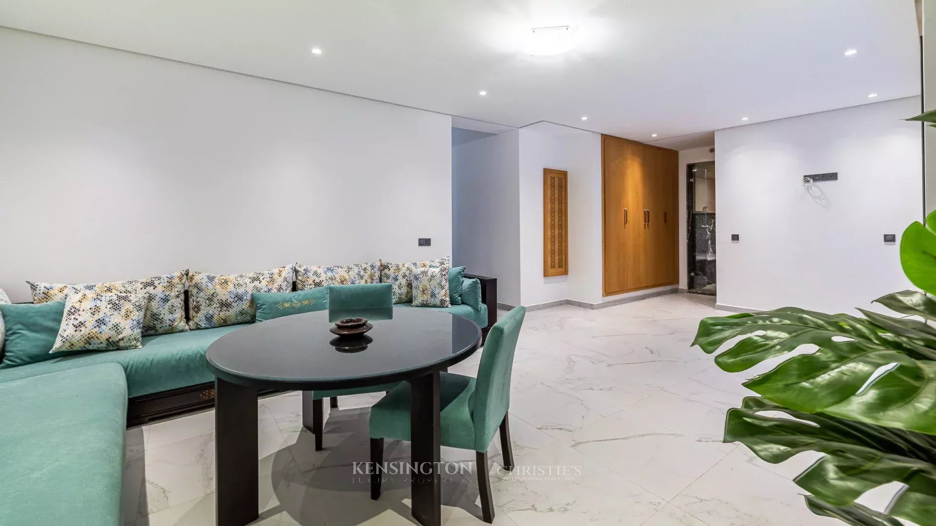 6 Bedroom Villa/Townhouse's Image 29