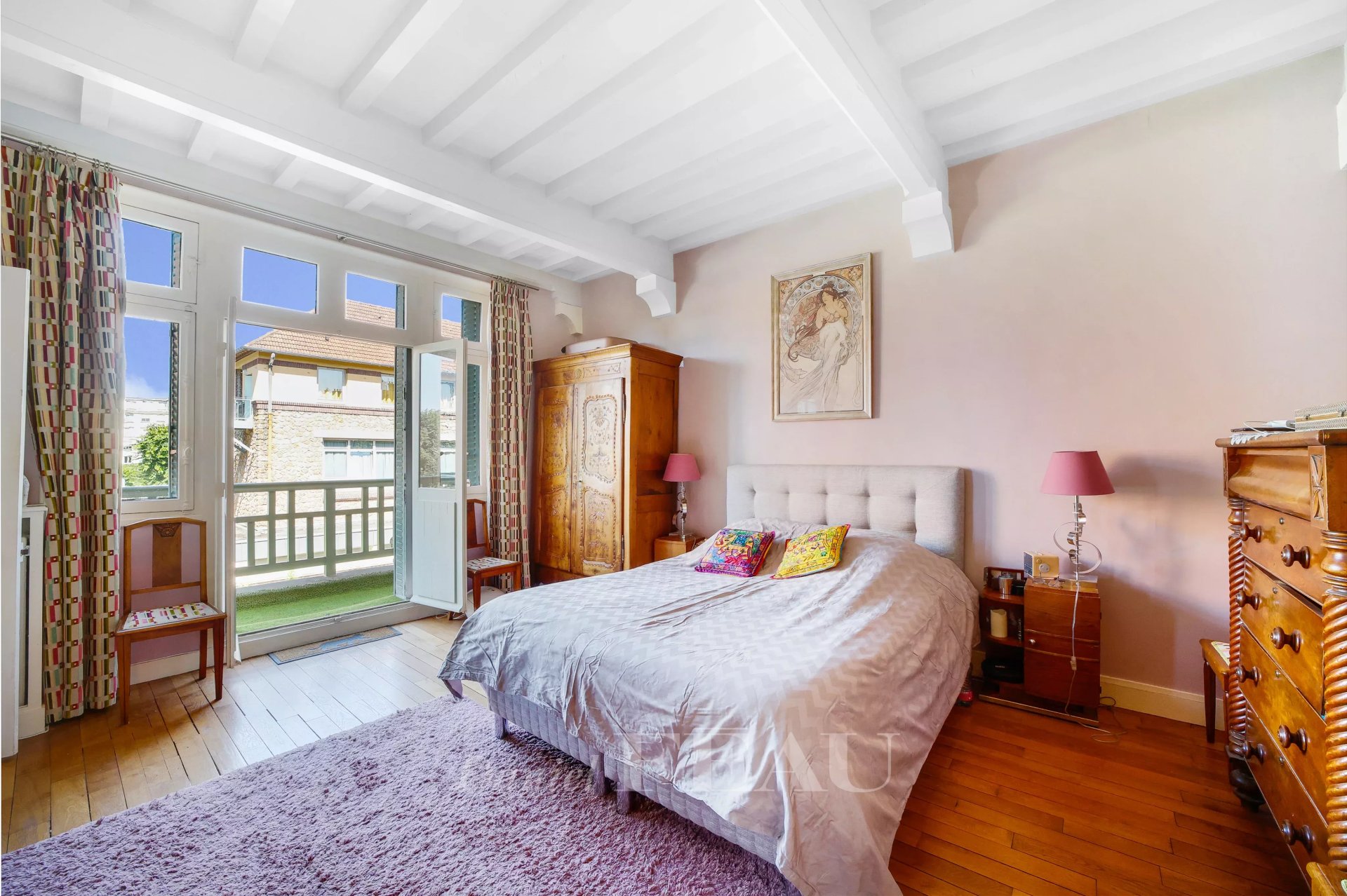 6 Bedroom Villa/Townhouse's Image 8