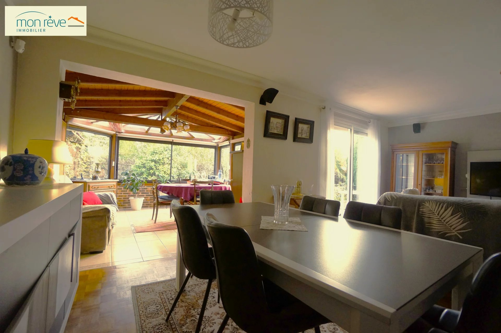 MAISON 3CH + BUREAU DANS LE BOURG