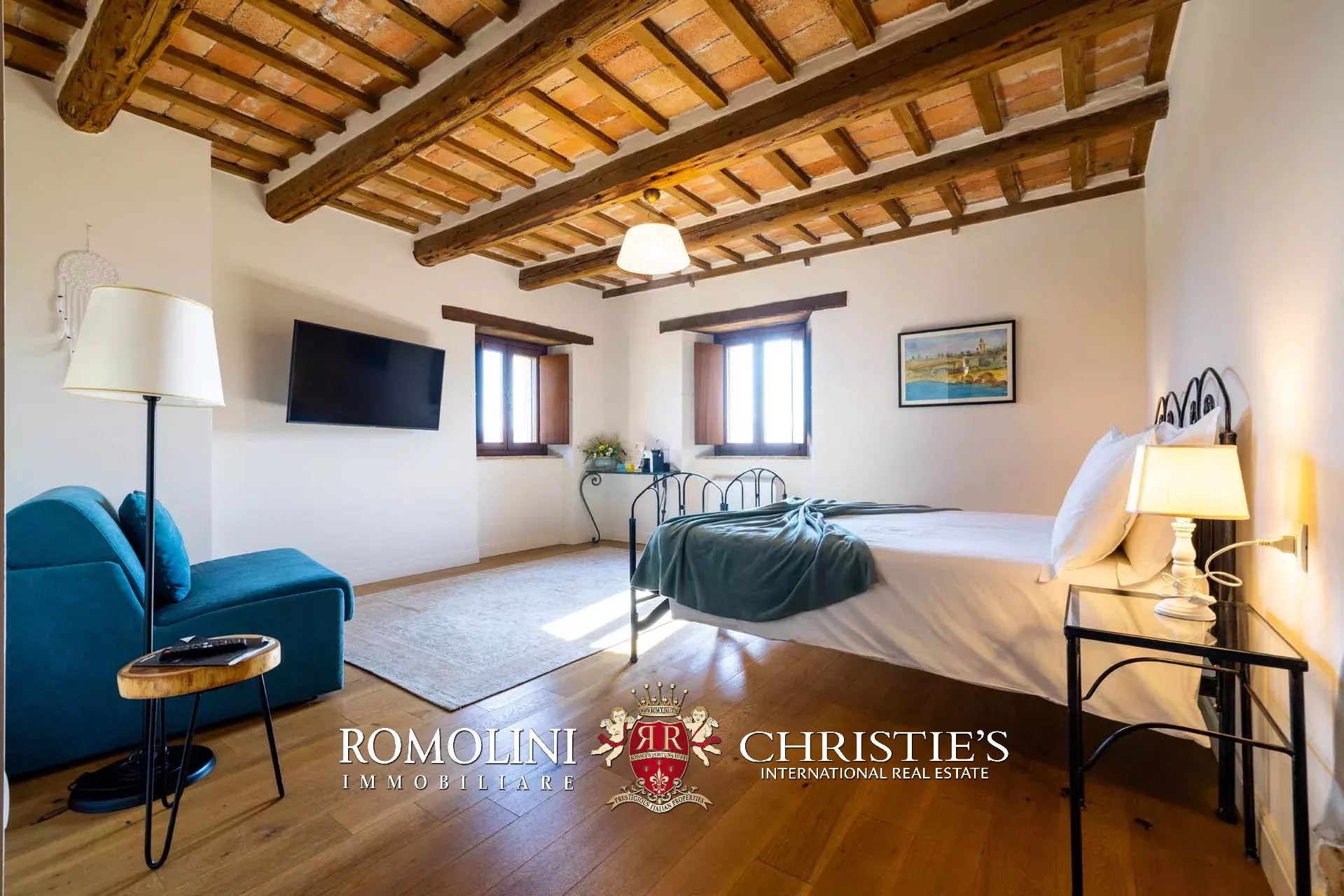 9 Bedroom Villa/Townhouse's Image 34