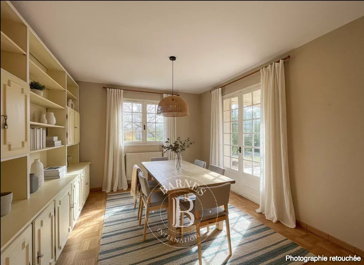Saint-Clément-de-Rivière  - Maison 7 Pi&egrave;ces 4 Chambres - picture 8