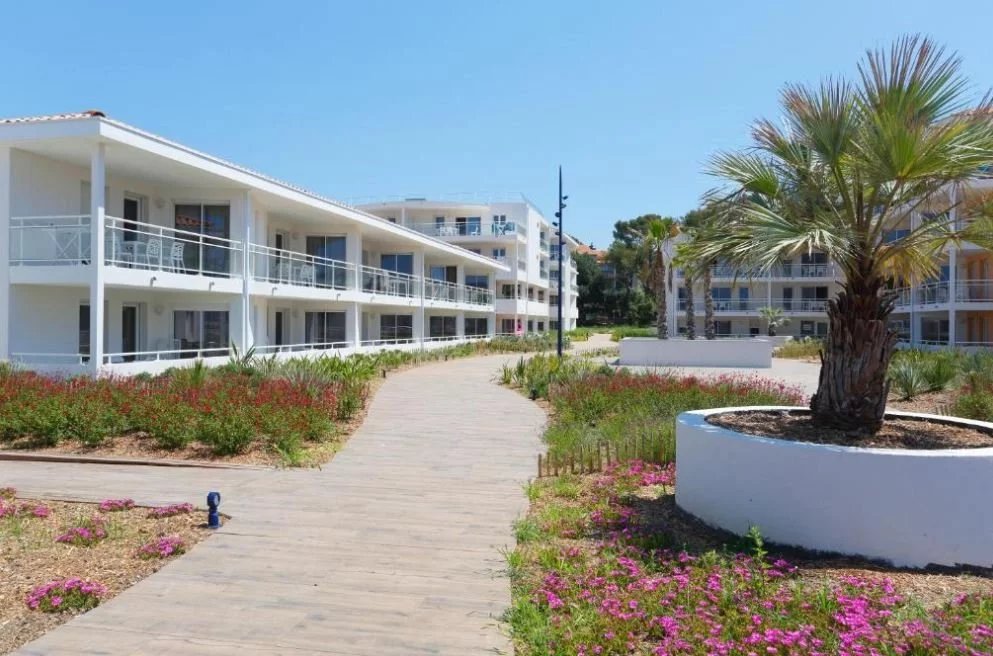 INVESTISSEMENT LOCATIF  ST MANDRIER SUR MER - Résidence Néméa Le Cap Azur**** - 6,24%  de rentabilité.