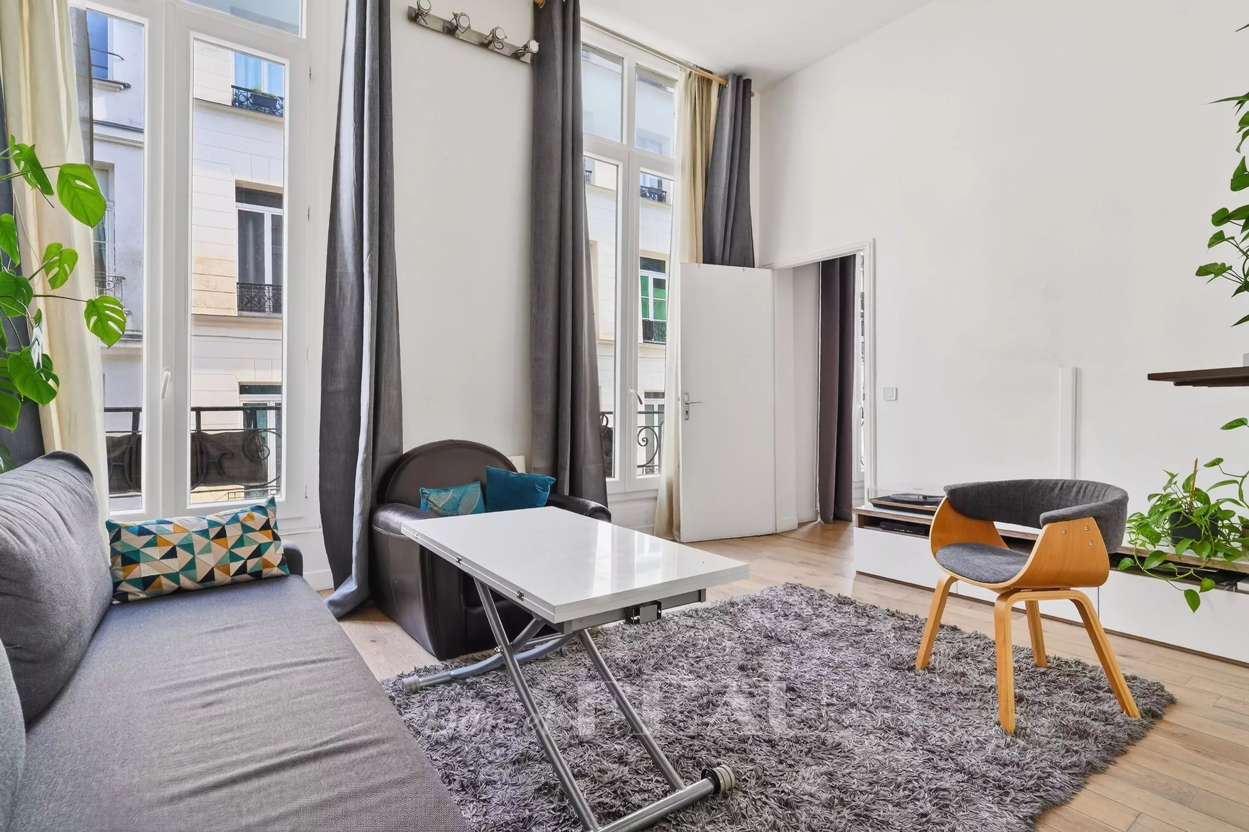 Sale Apartment Paris 2nd