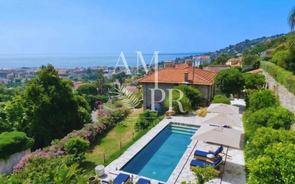 Charming Villa with Panoramic Sea View near Cannes — photo 2