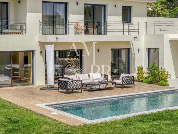 On the heights of Cannes - Delightful villa of 247m2 - Sea view — photo 6