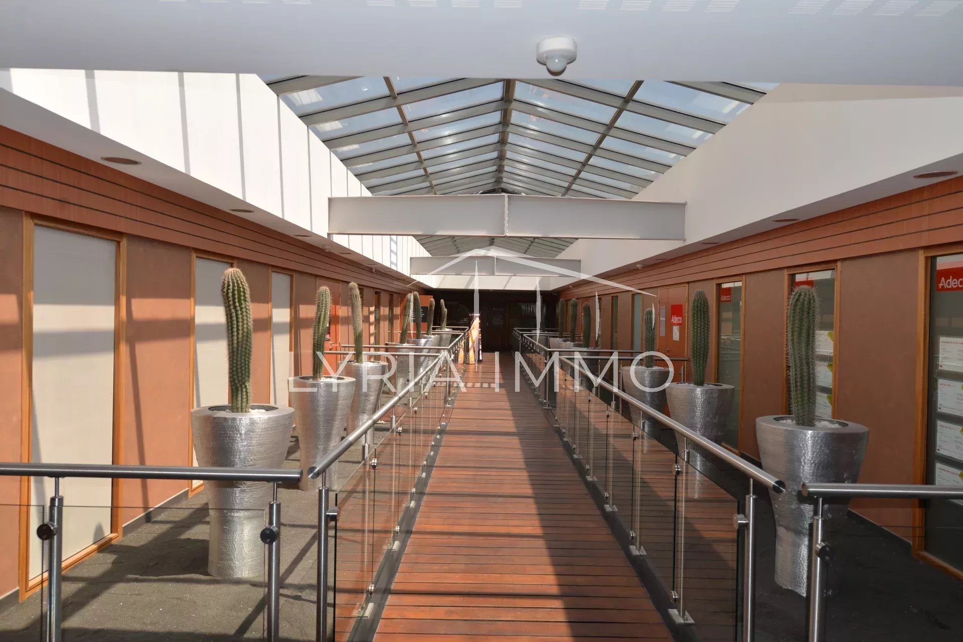 Agence immobilière de 