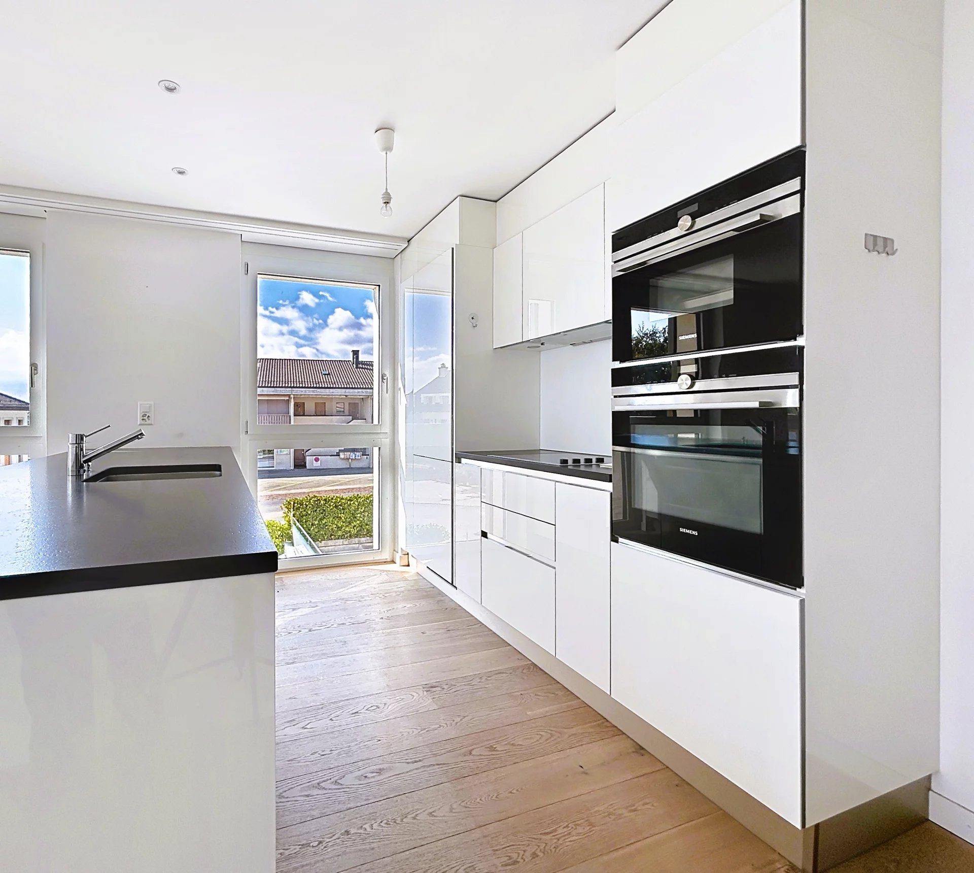 Appartement lumineux avec vue sur le Leman