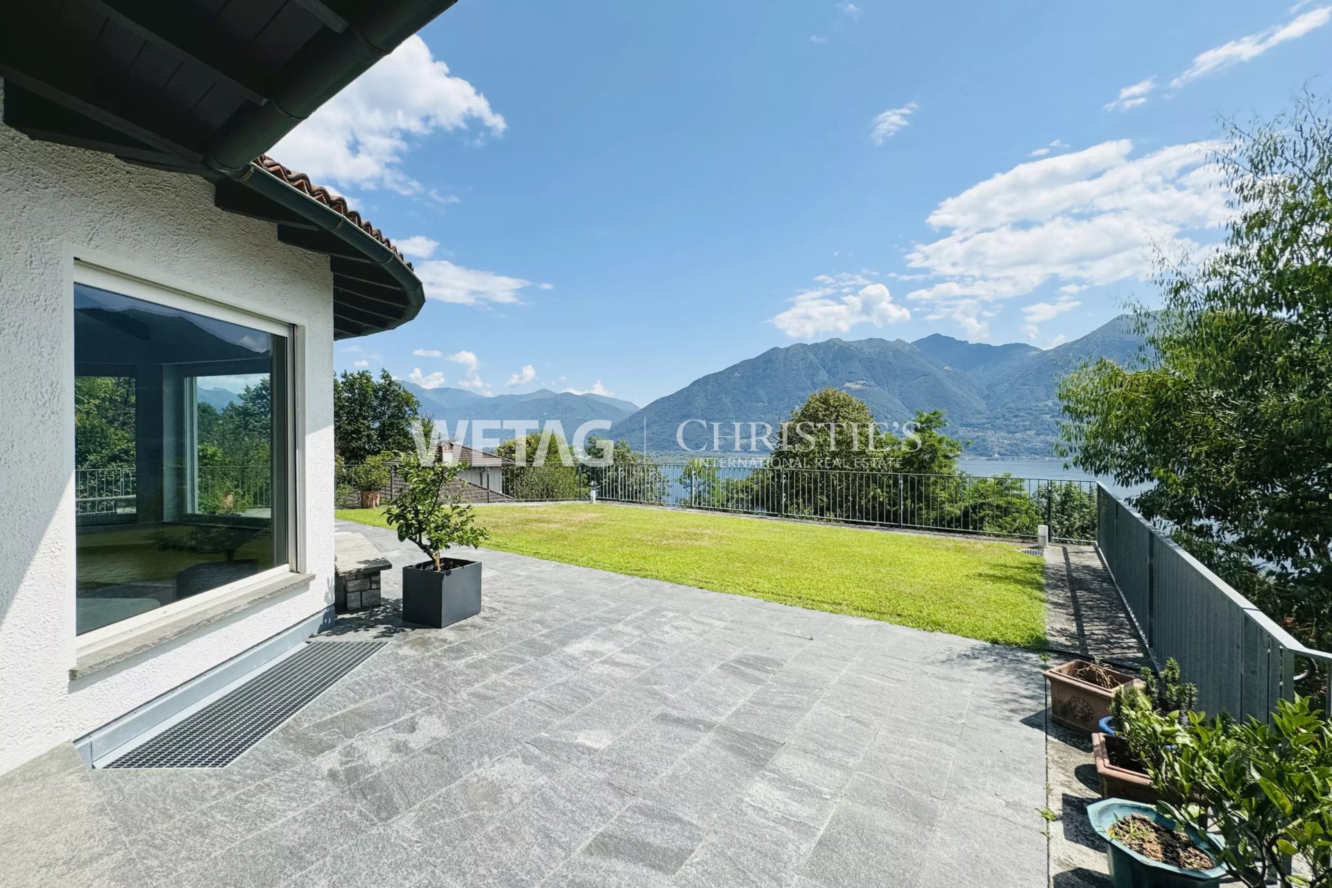 5 Bedroom Villa/Townhouse's Image 11
