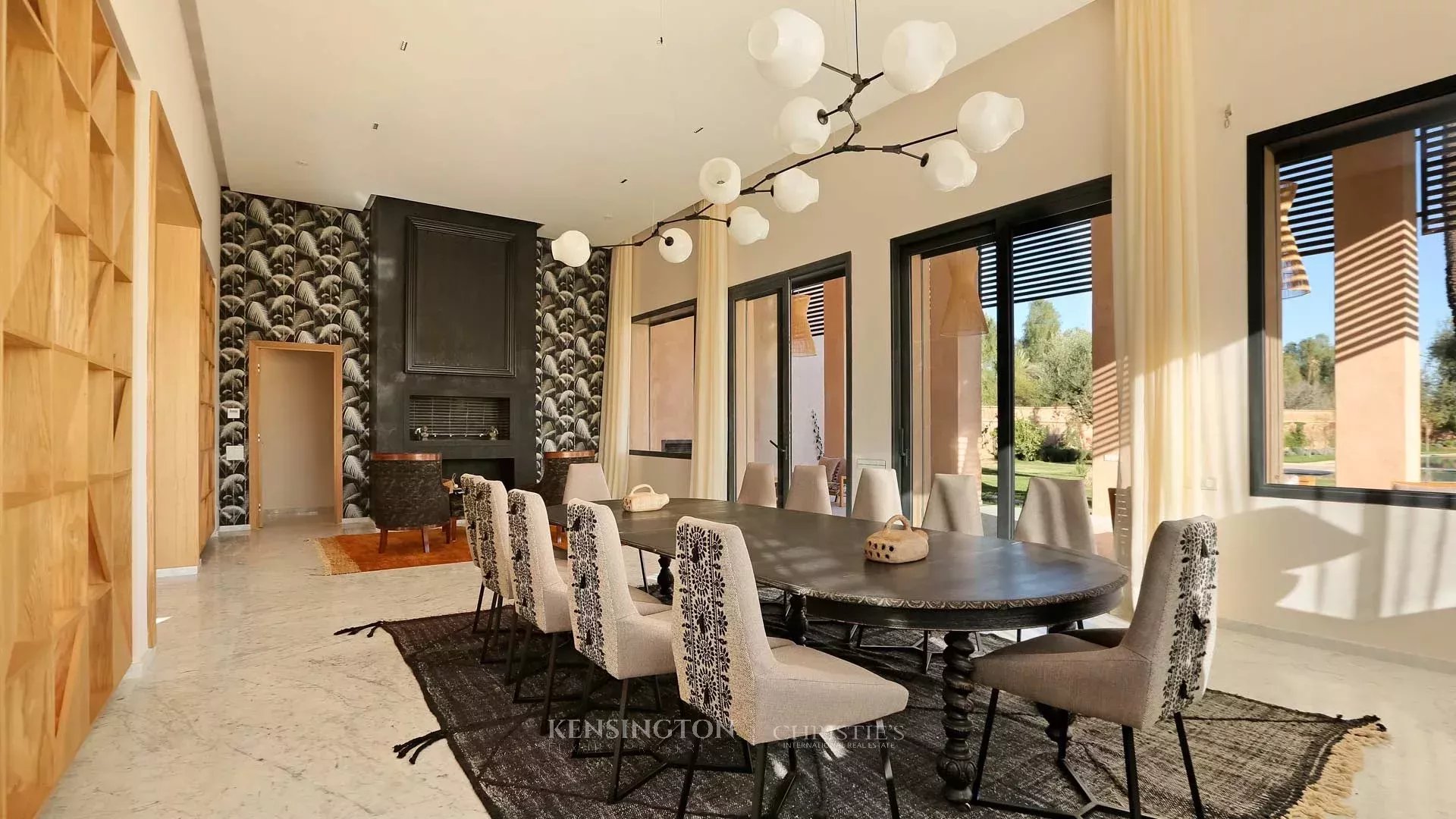 5 Bedroom Villa/Townhouse's Image 9