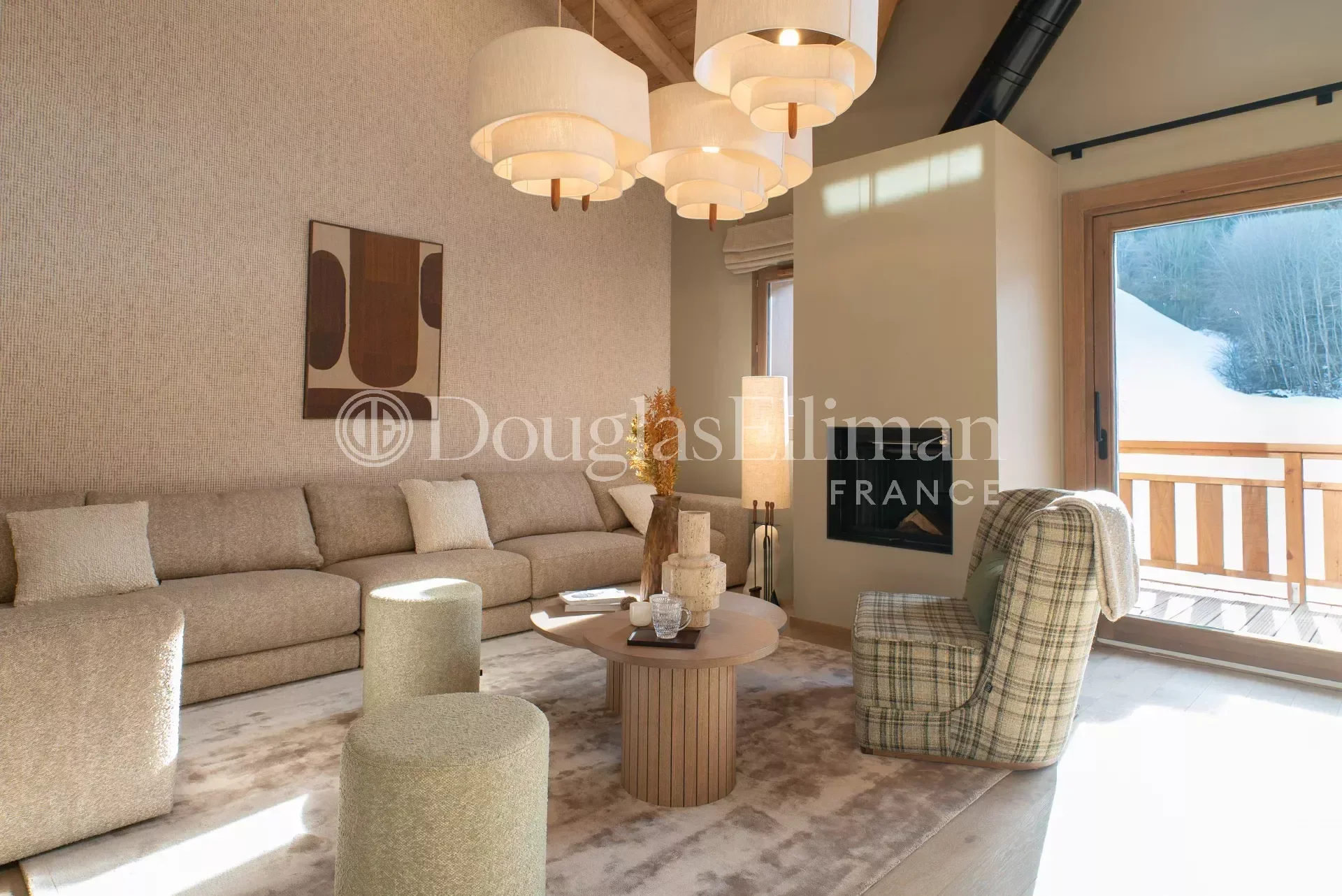 Luxueux chalet-appartement duplex 5 chambres, Courchevel - Image nᵒ2