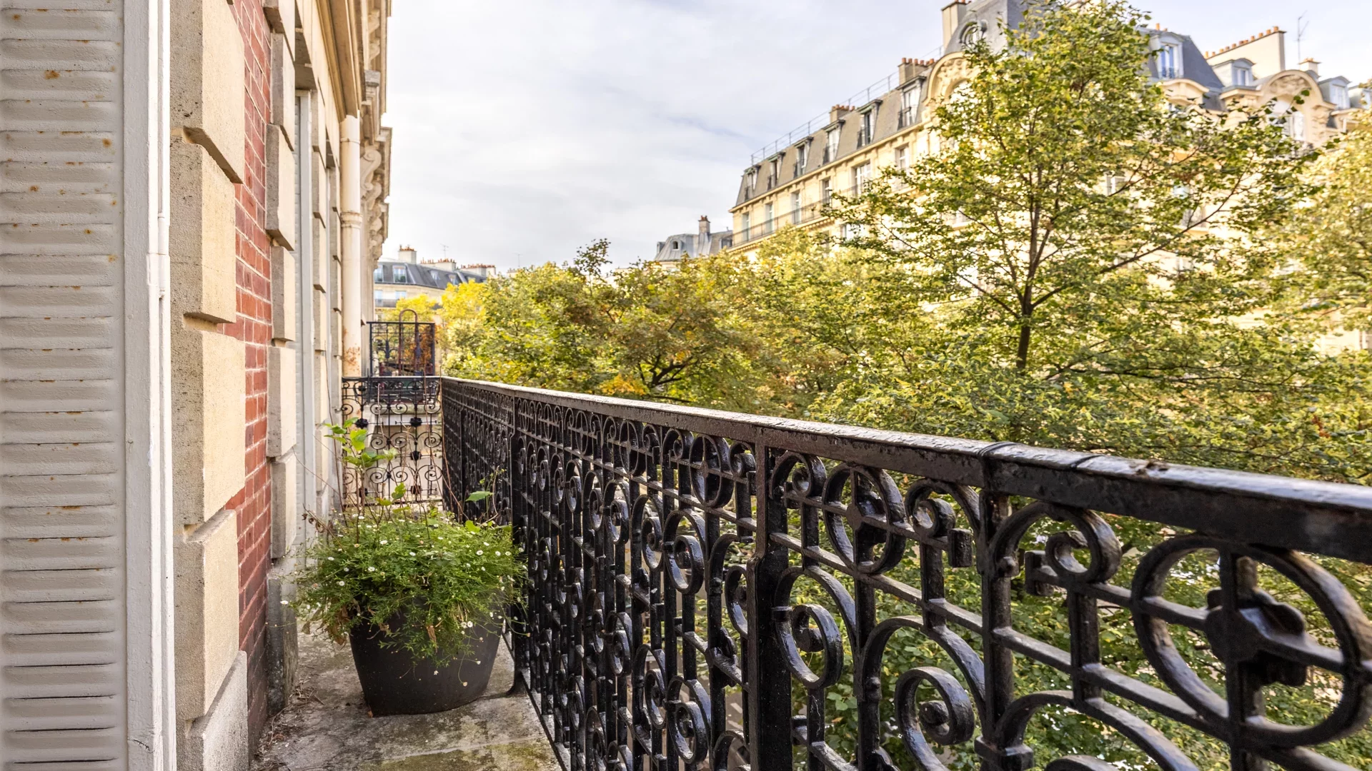 Paris 16e - JASMIN / MICHEL-ANGE-AUTEUIL