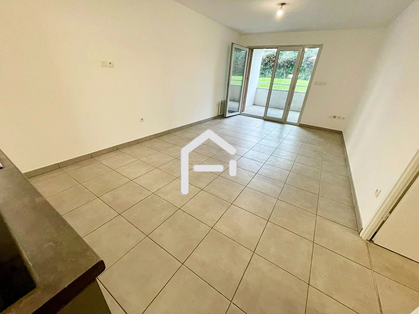 A louer : T3 de 57 m² à Toulouse avec PARKING et TERRASSE