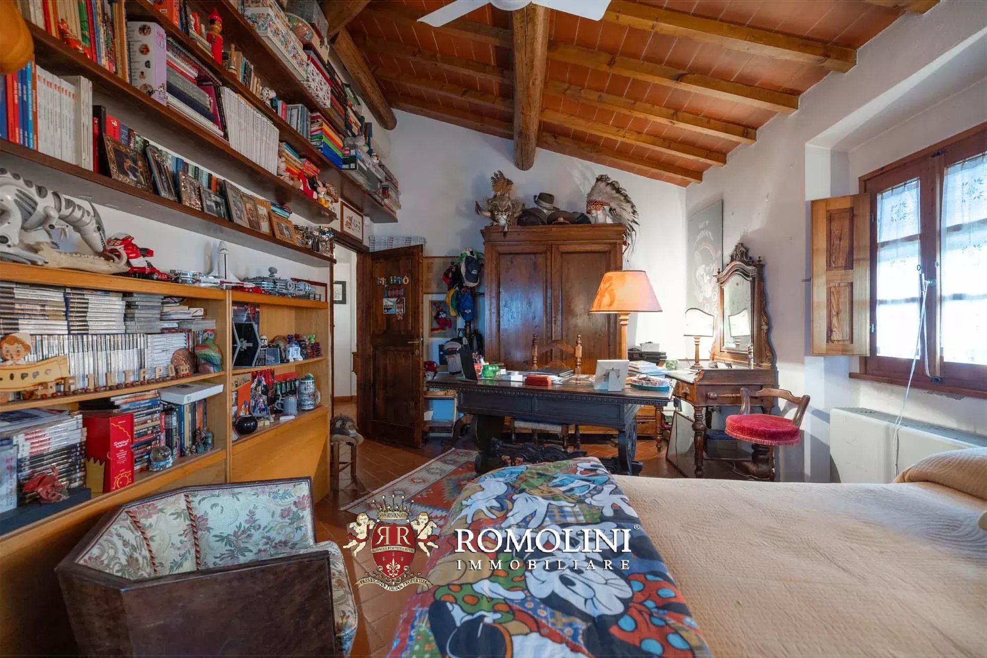 8 Bedroom Villa/Townhouse's Image 31