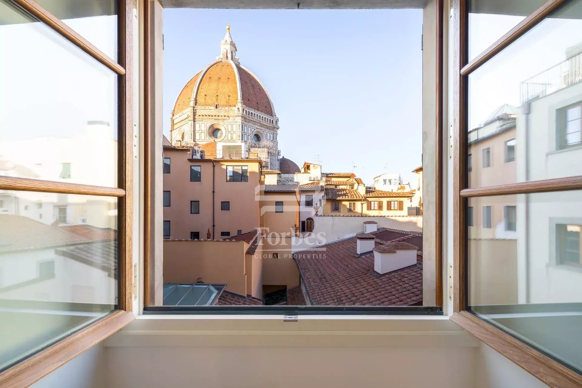 Lussuoso appartamento in vendita in palazzo Portinari