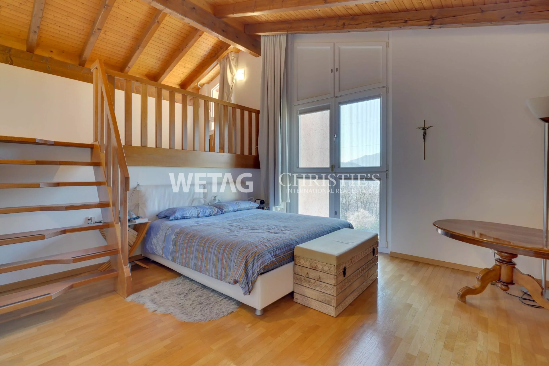 6 Bedroom Villa/Townhouse's Image 5