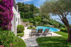 Commanding position, panoramic sea views, absolute tranquillity just a few steps from the town centre — photo 5 of 7