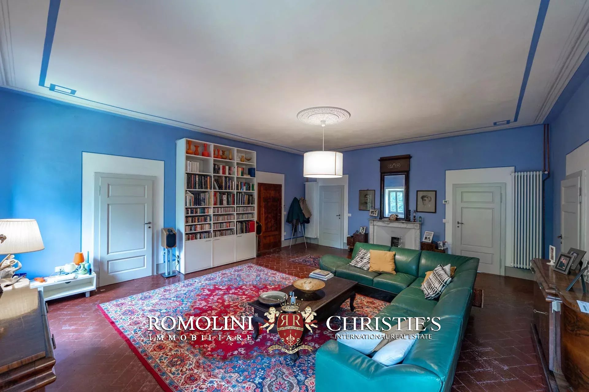 11 Bedroom Villa/Townhouse's Image 76