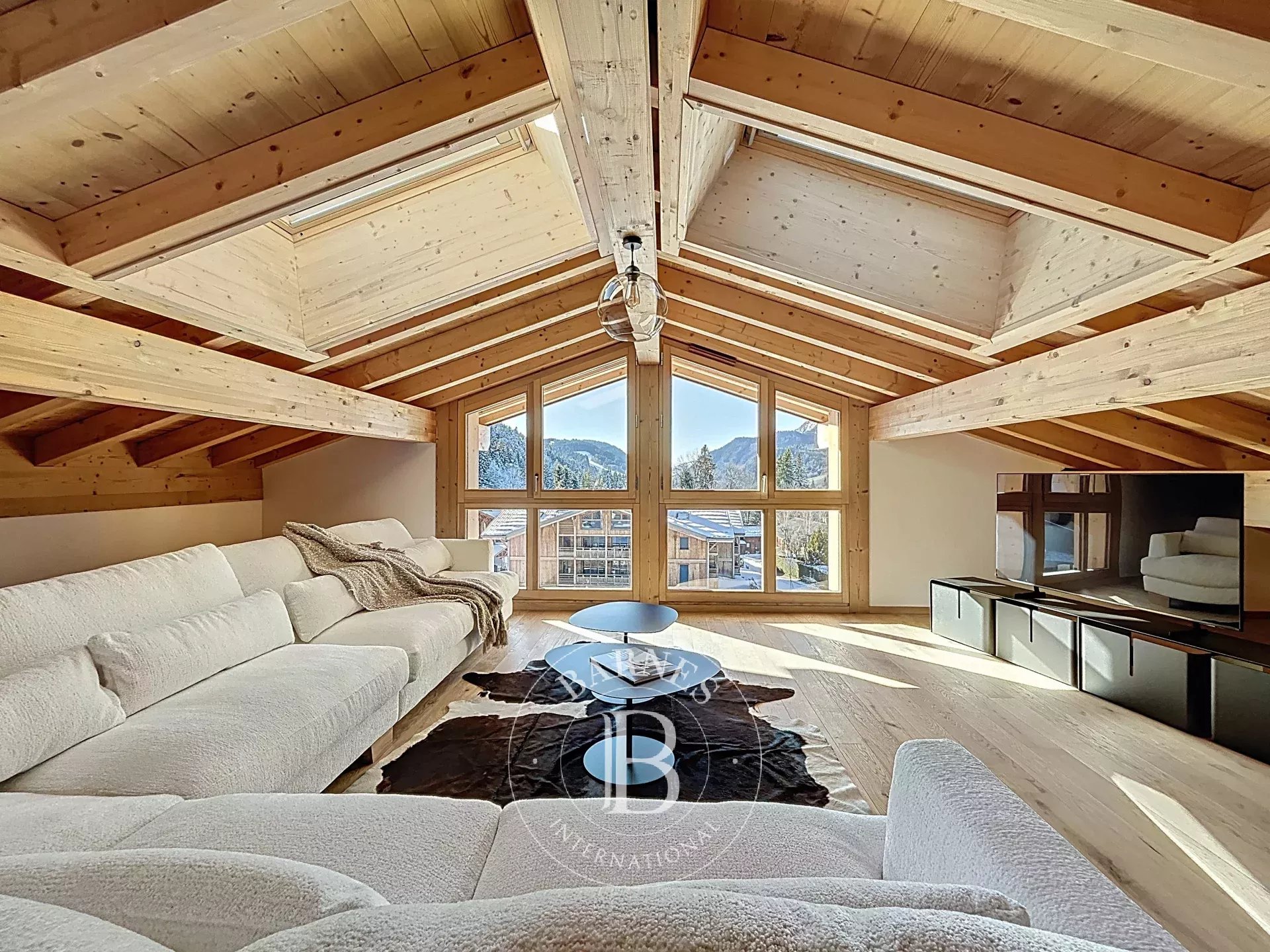 Les Gets – Spacious Family T6 Duplex – Direct Ski Access – Open Mountain Views Accommodation in Les Gets