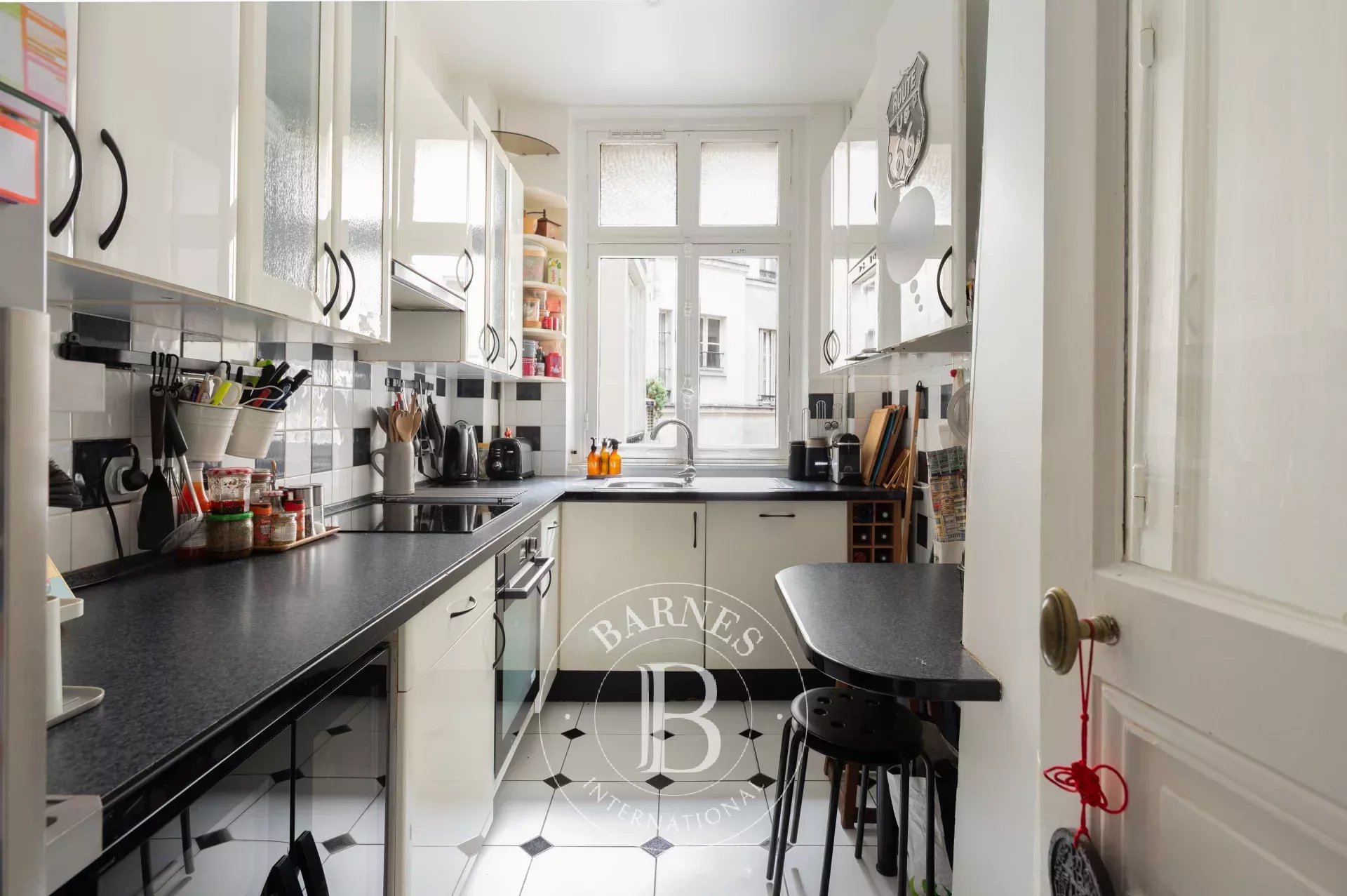 Daire Paris 9ème - picture 12