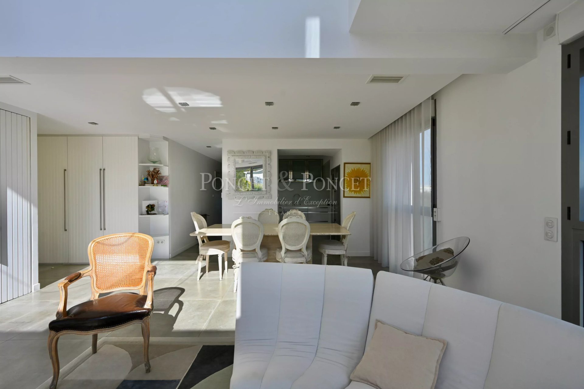 3 Bedroom Apartment/Flat's Image 9
