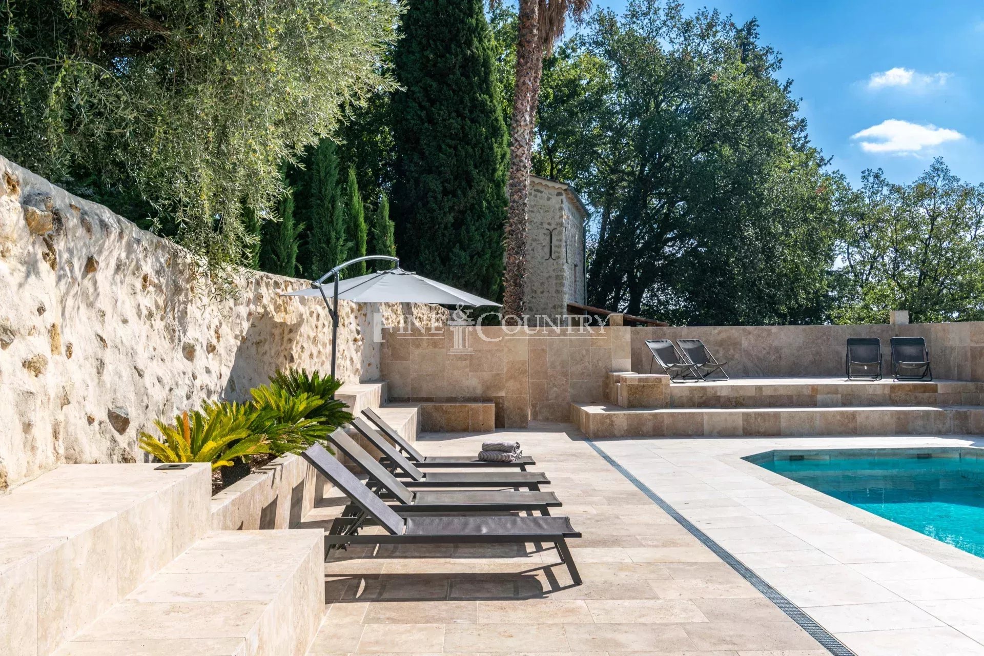 Photo of Architectural Stone Bastide for sale in Montauroux village