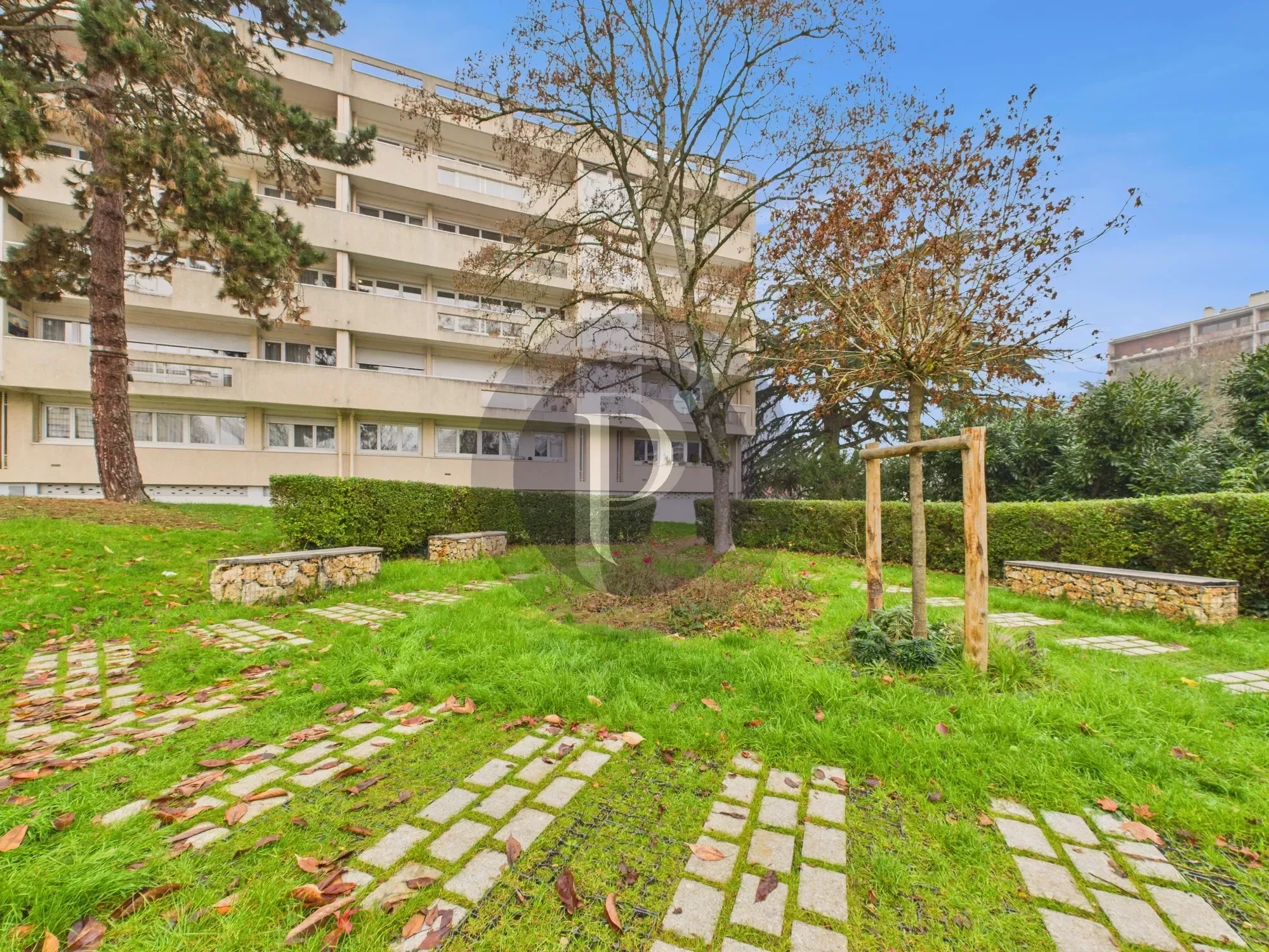 vente-appartement-5-pieces-le-plessis-robinson-86109518