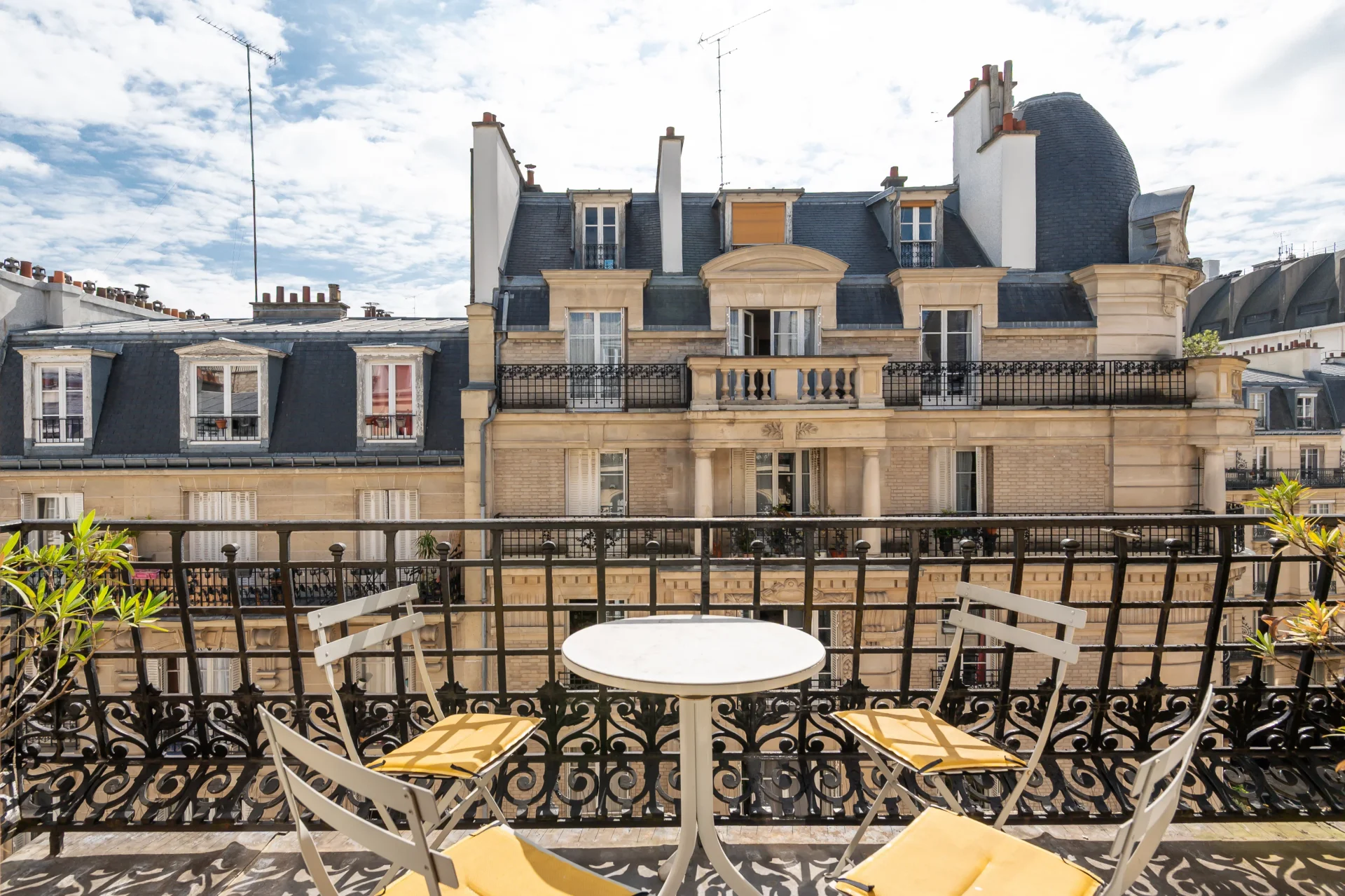 Paris 18e - LAMARCK CAULAINCOURT / JULES JOFFRIN