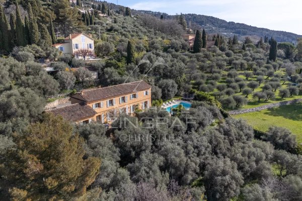 Spacious villa with sea view and olive grove — photo 1