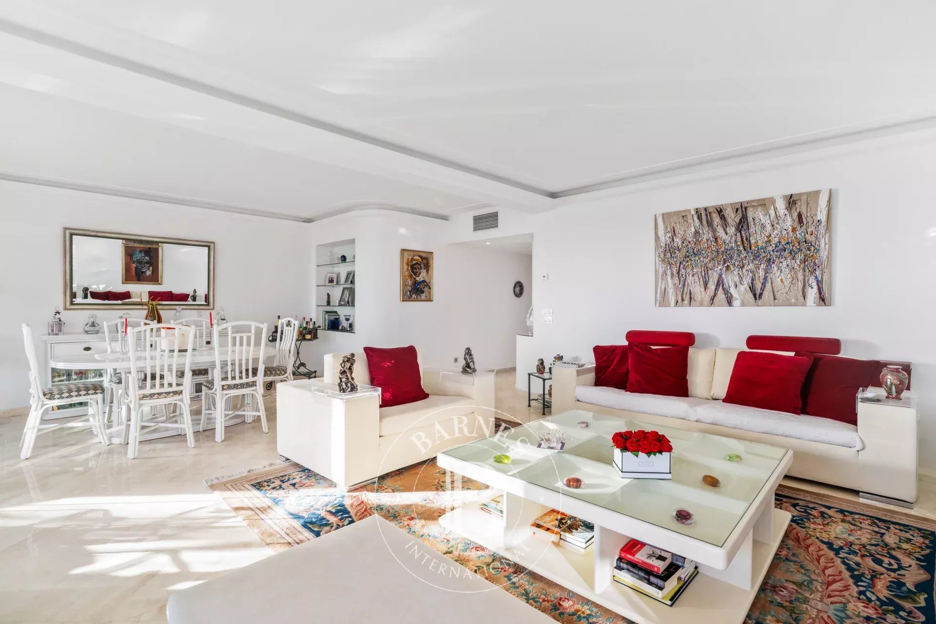 NICE - PROMENADE DES ANGLAIS - APPARTEMENT AVEC VUE