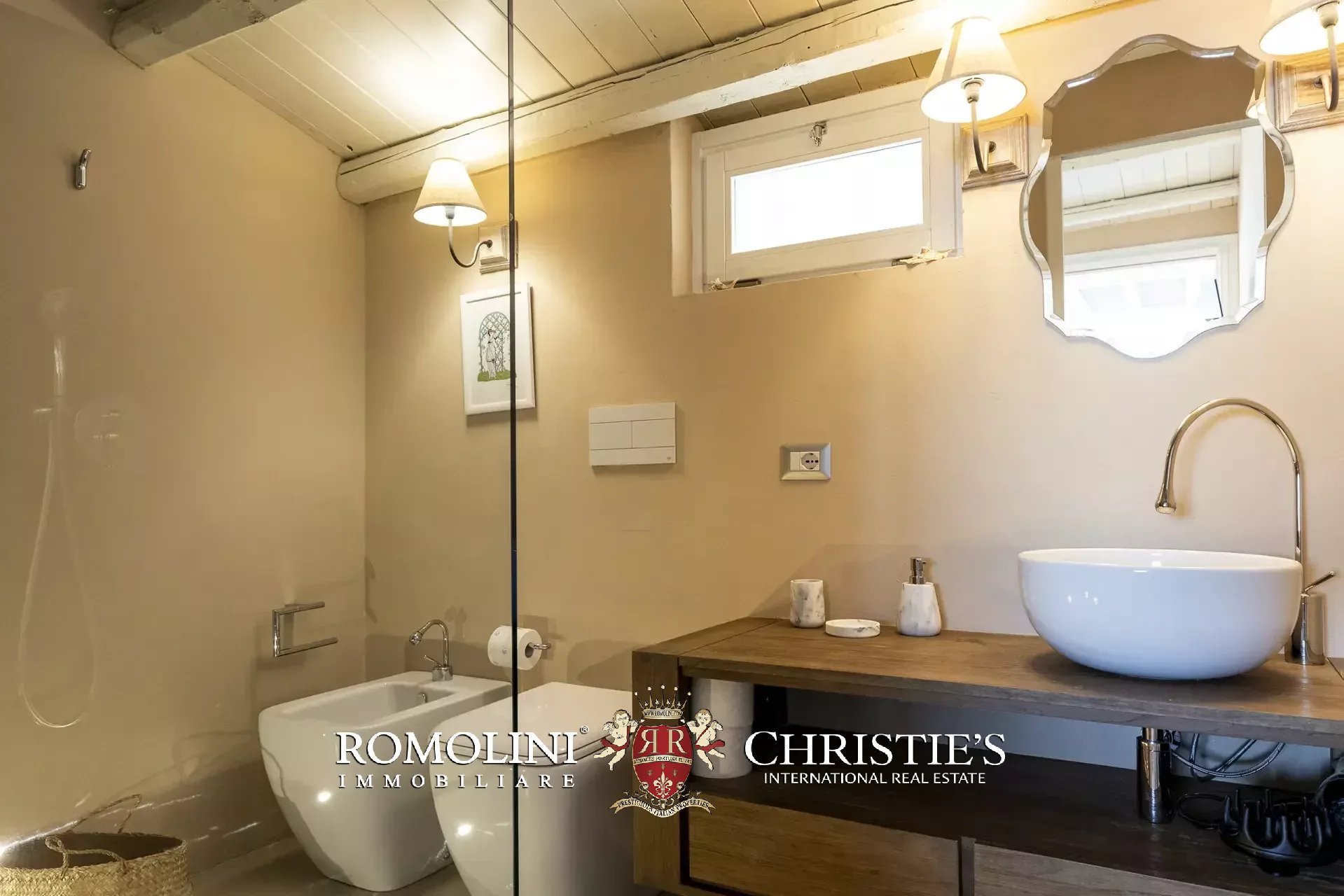 4 Bedroom Villa/Townhouse's Image 64